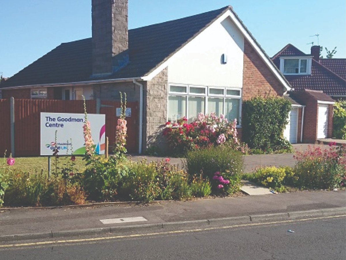 ageukmst's tweet image. Did you know that we have a Dementia Outreach service in place while our Goodman Centre remains closed?
Our Dementia trained staff work with families to support people living with Dementia in their own homes. £16.50 
hour. Give us a call on 01622 736966 #dementiafriendlymaidstone