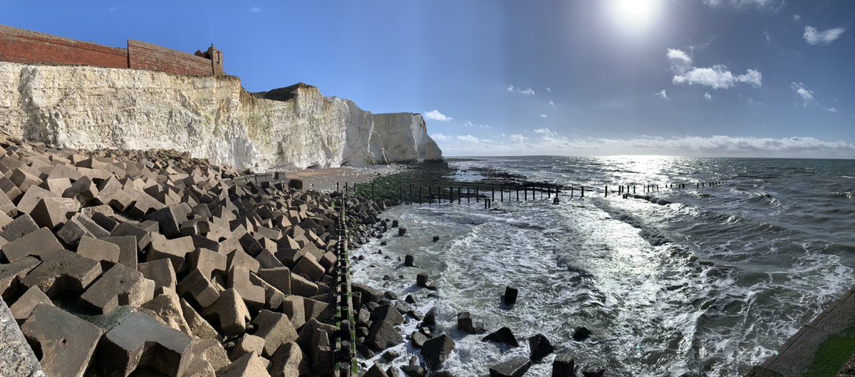 suttonhighgeog's tweet photo. @SuttonHighGirls A Level Geographers are hard at work studying coastal defences on the second day of their #geographyfieldwork - but the sunshine makes for a perfect day out!@SuttonHighSixth https://t.co/hCjU15ASjn