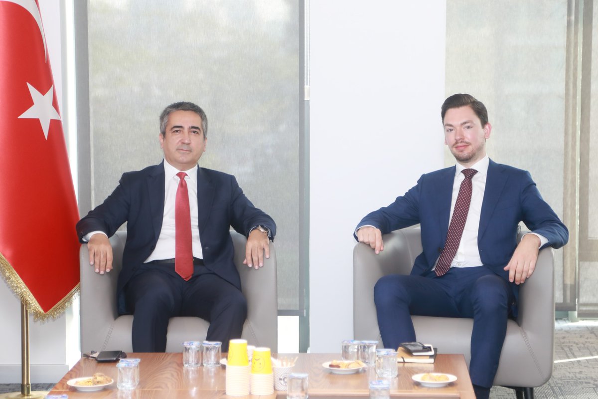 bejaiainvest's tweet photo. Birleşik Krallık Büyükelçiliği Ticaret ateşesi  David Machin ve heyetini misafir ettik. Türkiye Birleşik Krallık ilişkileri ve Birleşik Krallık @MUSIADEXPO katılımını değerlendirdik. #Brexit süreci ve Gümrük birliği güncelleme süreçlerini ele aldık. @MUSIAD https://t.co/bIolaSXqpl