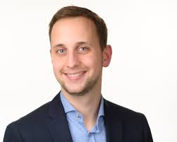 OpenTilburg's tweet image. On #openaccessweek2020 day 5 we like to draw your attention to another true #openscienchampion of #TilburgU: @hannesdatta, who puts all of his education and research material on @GitHub and develops a open source platform for (Open) Science: Tilburg Science Hub, soon online!