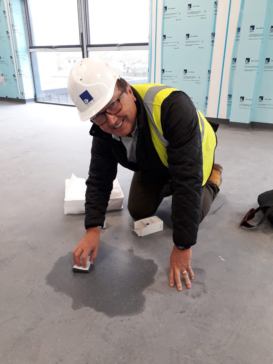 After a long time of virtual meeting and catch ups, I finally got to see the LEGEND Andrew Davies in the flesh again.

Andy and I were asked if we could give guidance on how to clean our Altro Reliance before handover.
Here's a link to our cleaning docs

buff.ly/2DzXzy1
