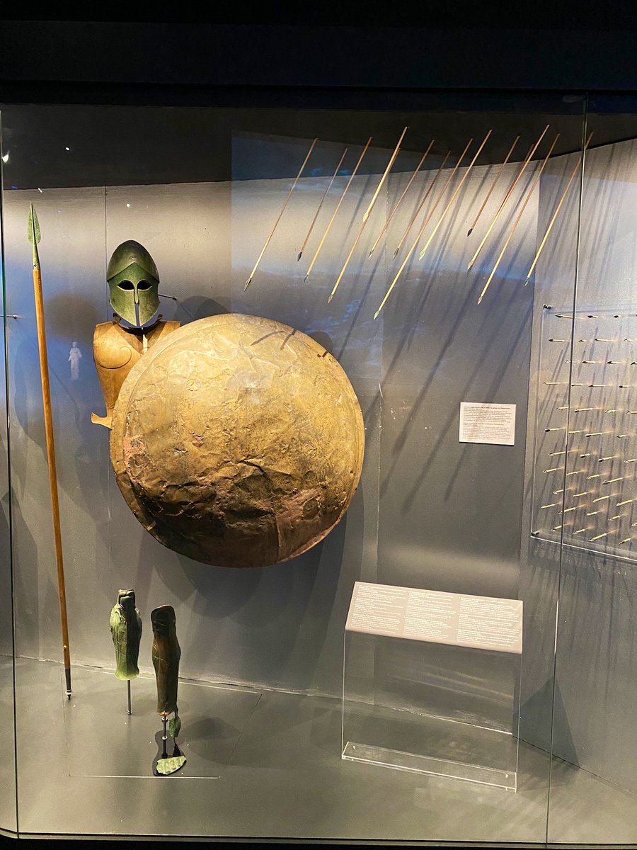 Check out these shots of the new temporary exhibition “Glorious Victories: Between Myth & History,” just opened at the  @namuseumathens!The exhibition commemorates 2,500 years since Thermopylae & Salamis & features one big Italian loan!1/8.. #greece  #museum  #art  #archaeology