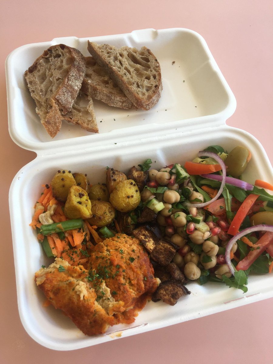 BreadandRosesBD's tweet photo. We have half price salad boxes, quiche and cake in the cafe from 1pm today 🥗🍰  Pop down and grab yourself a bargain whilst saving the planet from food waste 🌍 https://t.co/B4GjB7aedZ