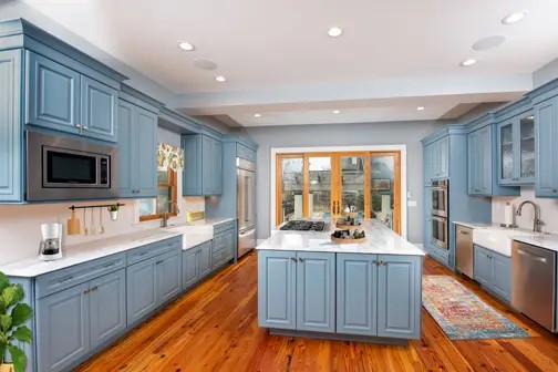 Green_innovatio's tweet photo. Custom cabinets designed and installed by experts. Schedule a free design consultation! Update your home with new custom cabinets and get a new look that you will love.✔🏠❤
Door Style Name: Hartford
Design Style: Traditional
Material: Medium Density Fiberboard https://t.co/Yhbi0Pr8Hf
