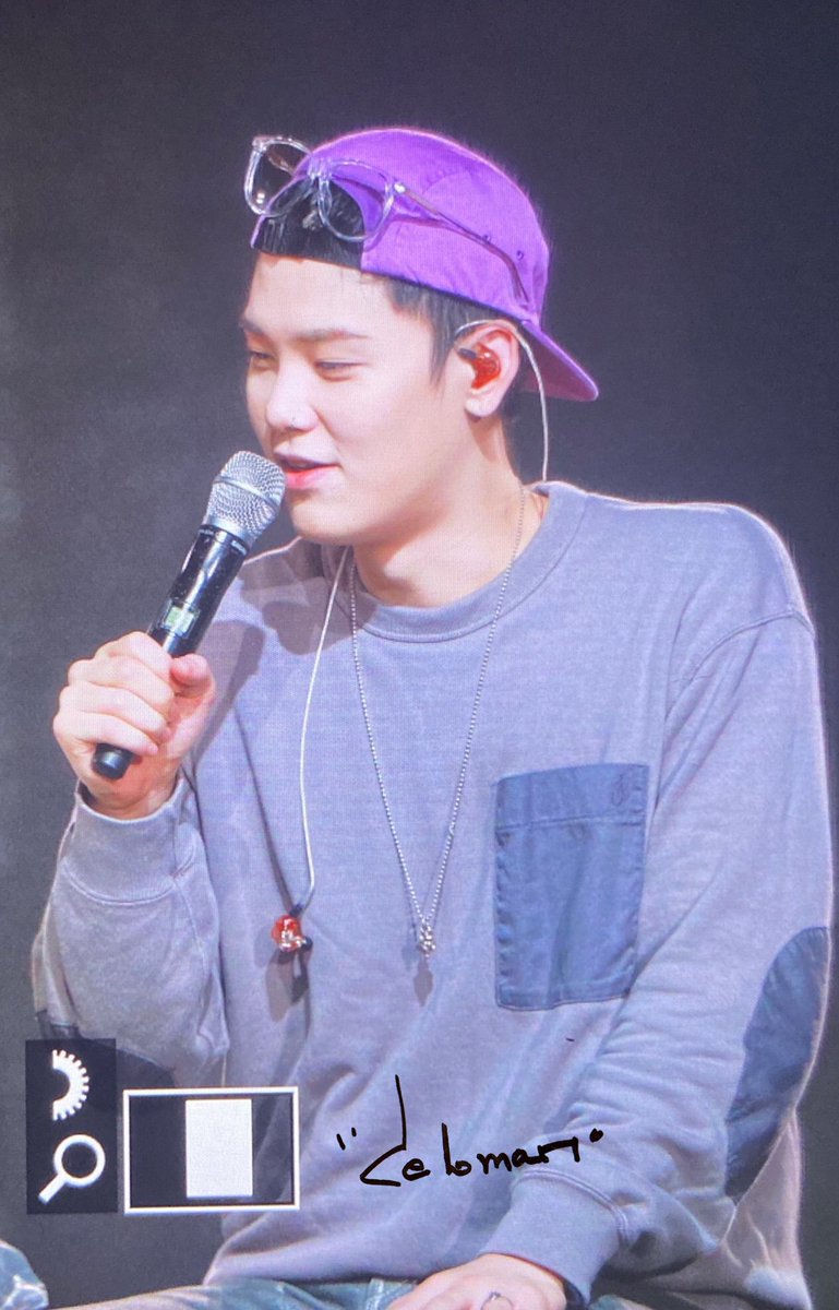 zeloman96's tweet photo. 201023 젤로 라이브 

영원히 비에이피 막내🥰❤️

#젤로 #ZELO @ZELO96 https://t.co/GB8OpwkxfG