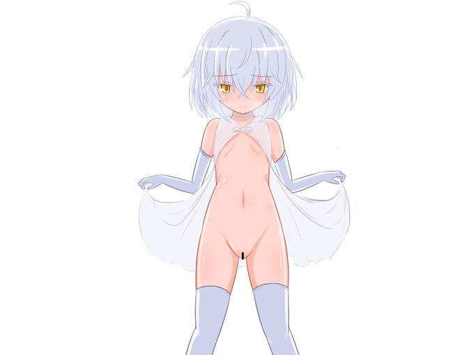 おまけ ぜんたい

目の下でカットするとエッチさが増す感じがしますが折角描いたのでお顔も。 