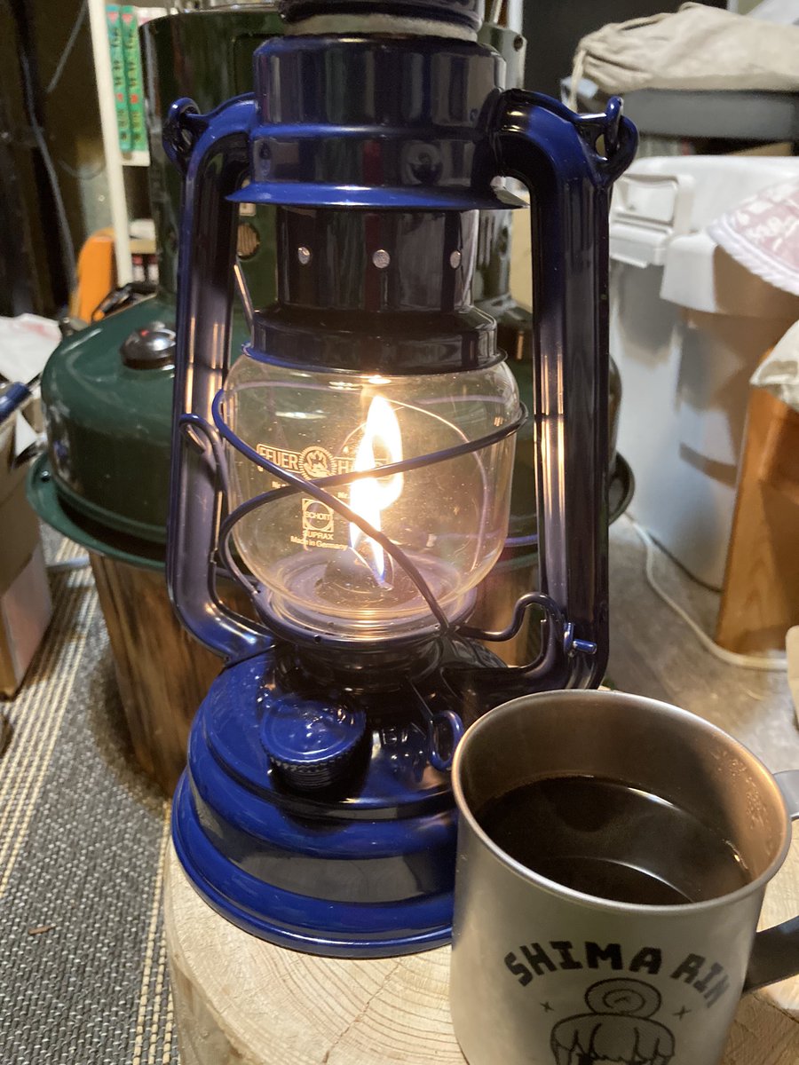 帰って早速フュアーハンドに灯火、芯も切ったしパッキンも変えた!完璧や!癒される〜 