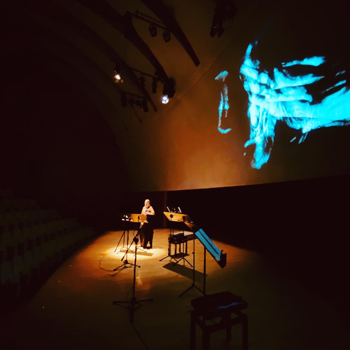 festivalensems's tweet photo. Hui a @LesArtsValencia concert monogràfic de música de #Kurtág  amb Ensemble d’Arts que clourà la 42a edició d’#ensems! 

📅 Hui 23 d’octubre
⏰ 20h
📍 Aula Magistral del Palau de Les Arts
🎟 Entrada lliure fins a completar aforament.
🎻 +info https://t.co/z64Z14t9mu https://t.co/sbvJAqJDe2