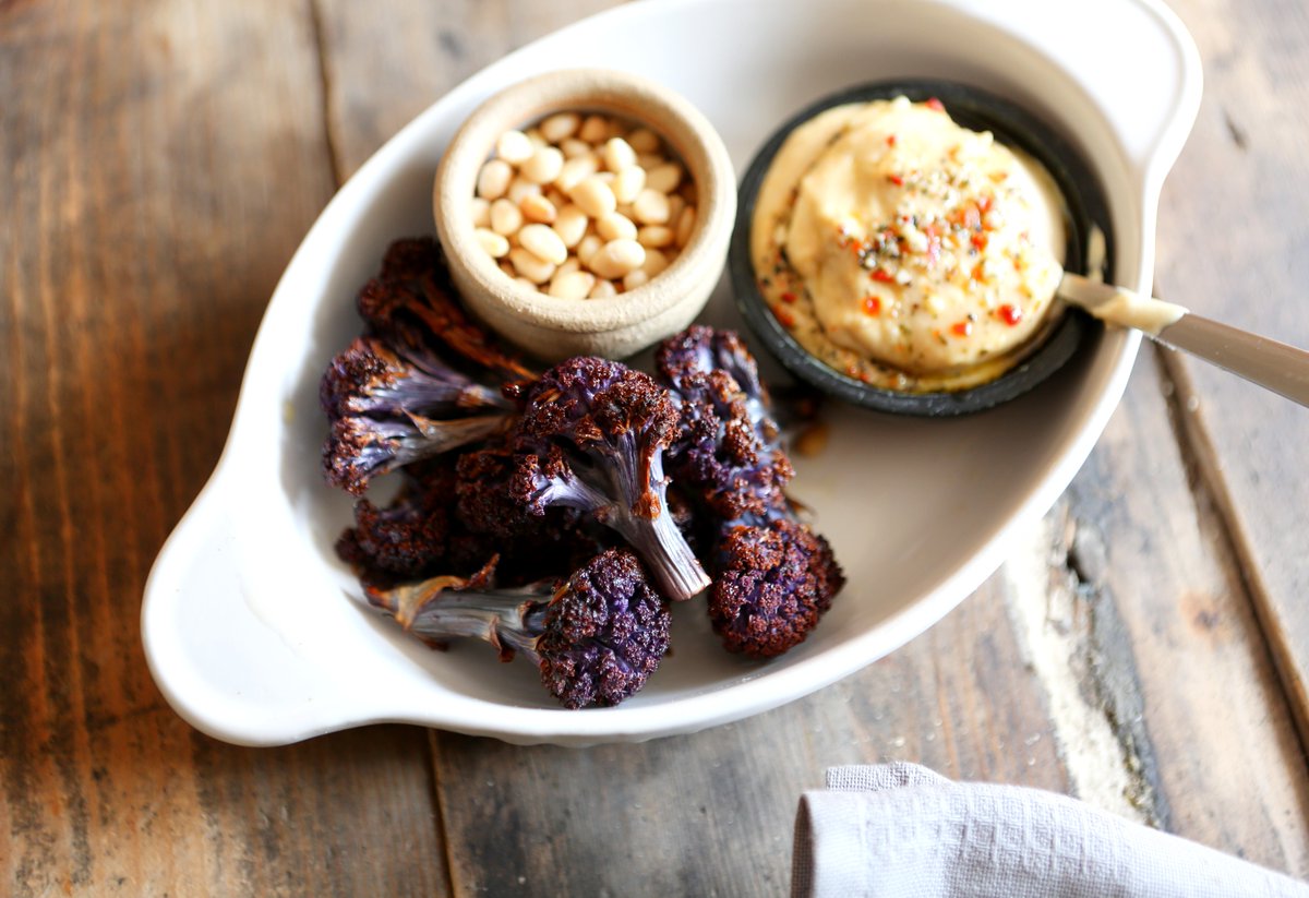 VegRecipeClub's tweet photo. Experiment with a traditional #Moroccan recipe, an aubergine based Zaalouk - have you heard of it? We've added vegan halloumi, flat bread, couscous, and roasted cauliflower to make it into a delicious sharing dish! #veganfood #zaalouk 😋
RECIPE: https://t.co/SljUxatT0y https://t.co/xiirsvrNFn