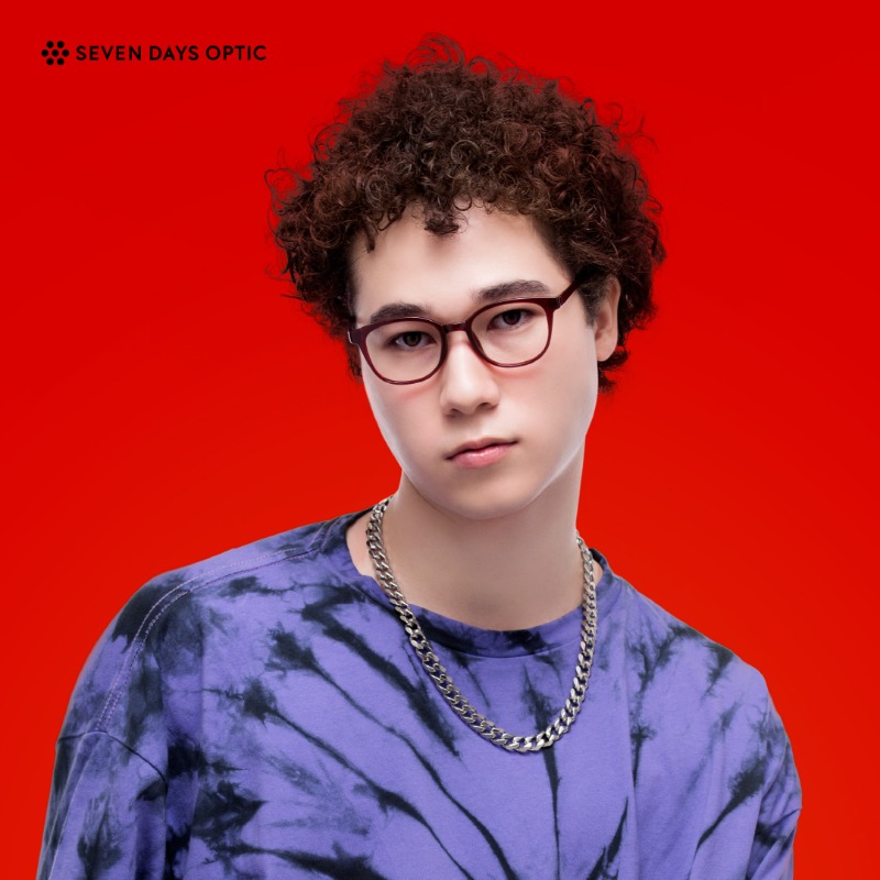 sevendaysoptic's tweet photo. แว่นตาที่แมทซ์ได้ทุกลุค @Saturday คอลเลคชัน 👓ดีไซน์เรียบง่าย น้ำหนักเบาสบาย ไม่ว่าจะแต่งตัวแบบไหนก็ไม่ใช่เรื่องแปลกอะไรอีกต่อไป
📸 SA2005S-8A, 990THB (Frame+Lens)
https://t.co/BwcRgUZzZW
#sevendaysoptic #simple #glasses #fashion #saturdaycollection #fridaylooks #optical