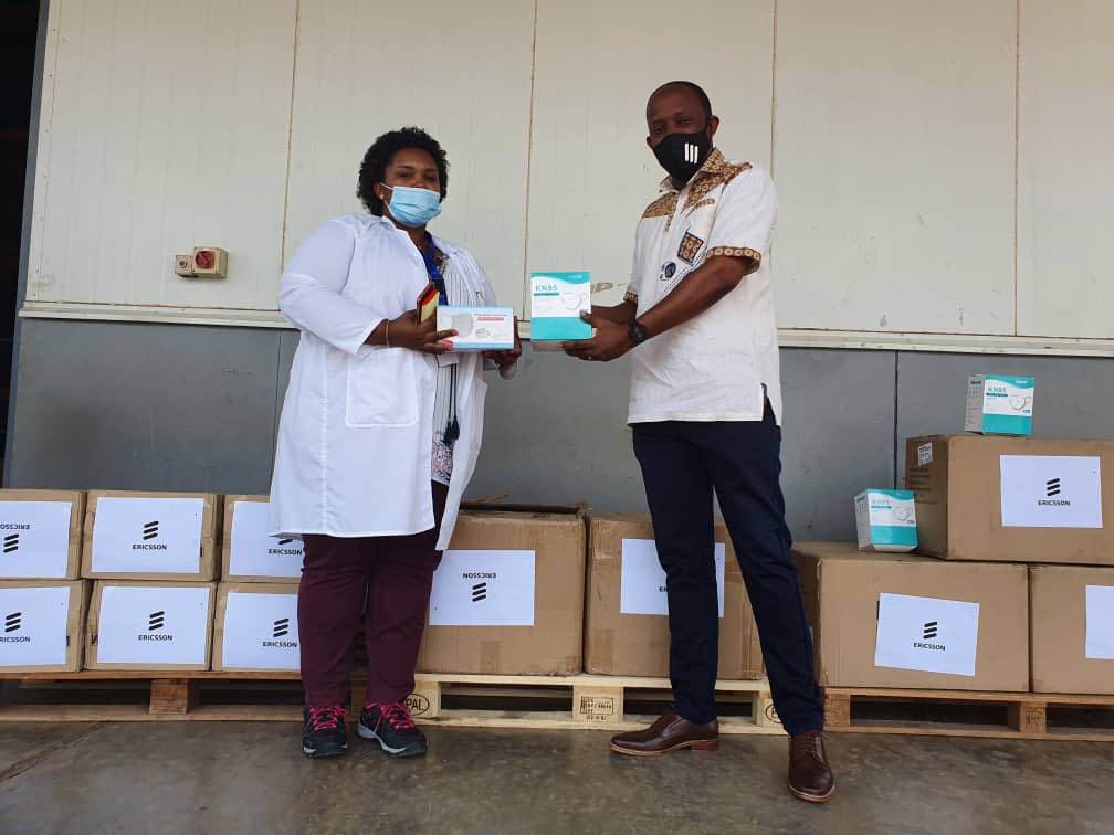 Mutwakil's tweet photo. We are honored in Ericsson Rwanda to participate on the efforts to fight COVID19. Today, we delivered over 10,000 masks and more than 100 glove to the Ministry of Health.
#AdricaInMotion https://t.co/fx1uAccaRF