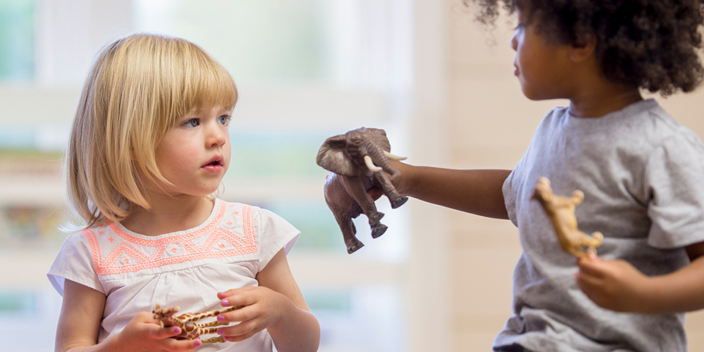 How can we be sure kids absorb and incorporate reliable language when they are learning to speak? Researchers found that children aged 4-5 judge and adjust the reliability of cues to decipher sentences. sciencedirect.com/science/articl…