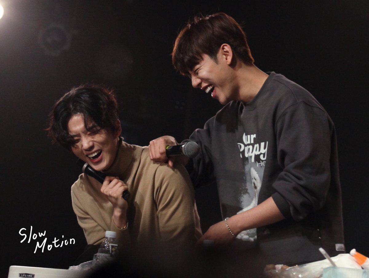 slowmotion0124's tweet photo. 201023 SCARECROW 팬미팅

오랜만에 봐서 기분이 너무 좋아ㅠ ❤️ 와줘서 고마웡!

 @BAP_Youngjae @official_JDH93 https://t.co/APEtVpjKJl