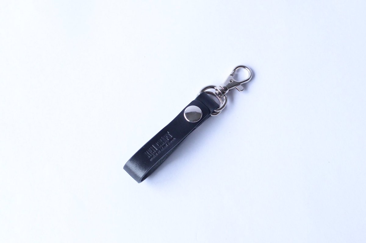 KENCRAF10's tweet photo. 【本革 キーホルダーストラップ 栃木レザー キャメル】

商品の投稿を失礼致します。
低価格で皆様にご提供出来るように値段設定をしました。

◆販売サイト
https://t.co/3zF3D4vtKF

#kencraft #ケンクラフト #おしゃれ #かっこいい  #ブラック #キーホルダー #キーリング #キーケース  #便利グッズ https://t.co/5U8B3L0YOl