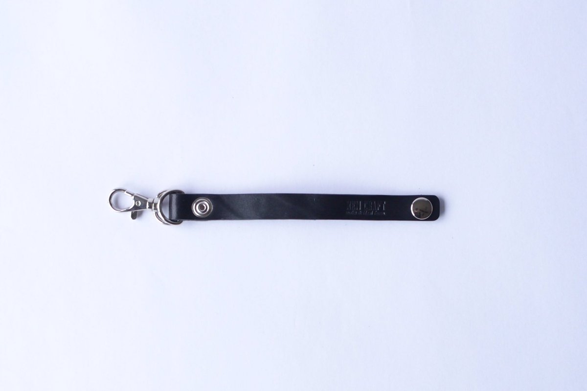 KENCRAF10's tweet photo. 【本革 キーホルダーストラップ 栃木レザー キャメル】

商品の投稿を失礼致します。
低価格で皆様にご提供出来るように値段設定をしました。

◆販売サイト
https://t.co/3zF3D4vtKF

#kencraft #ケンクラフト #おしゃれ #かっこいい  #ブラック #キーホルダー #キーリング #キーケース  #便利グッズ https://t.co/5U8B3L0YOl