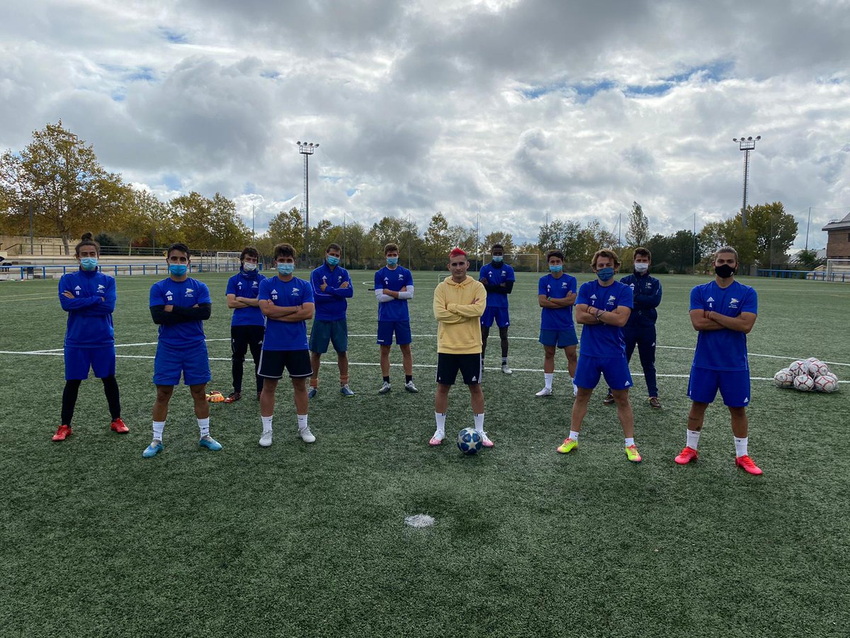 📸 <a href="/Xdelantero09X/">Delantero09™</a>  &amp; Team 🔥💪⚽

#️⃣ #SomosProas