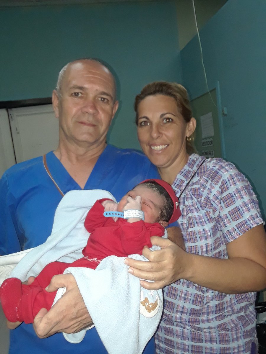 Isael32064940's tweet photo. No brindamos lo que nos sobra. Compartimos lo que tenemos con voluntariedad y humanismo. Brigada Médica Cubana en Sayaxche Guatemala. @Alina95356061 @Aclau1991 @CubacooperaGt @BSayaxche @NailaCaridad @87_hrg @DrGiammattei @Hernnde7Perez https://t.co/Cfze6tMDrS