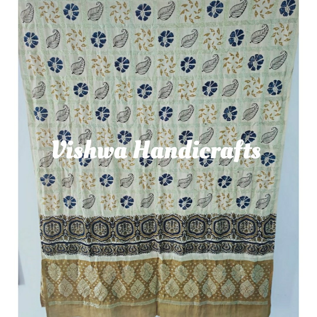 V_HANDICRAFTS's tweet photo. Modal checks ajrakh designer dupatta.
#dupattas
#fashion
#modalsilk
#designerpallu
#designerdupatta
#vishwahandicrafts
#smallbusiness
#onlineshopping
#newarrivals
#followforfollow
#vocalforlocal
#handmade
#artisaninspiration
#picoftheday https://t.co/0iujgVsrlI