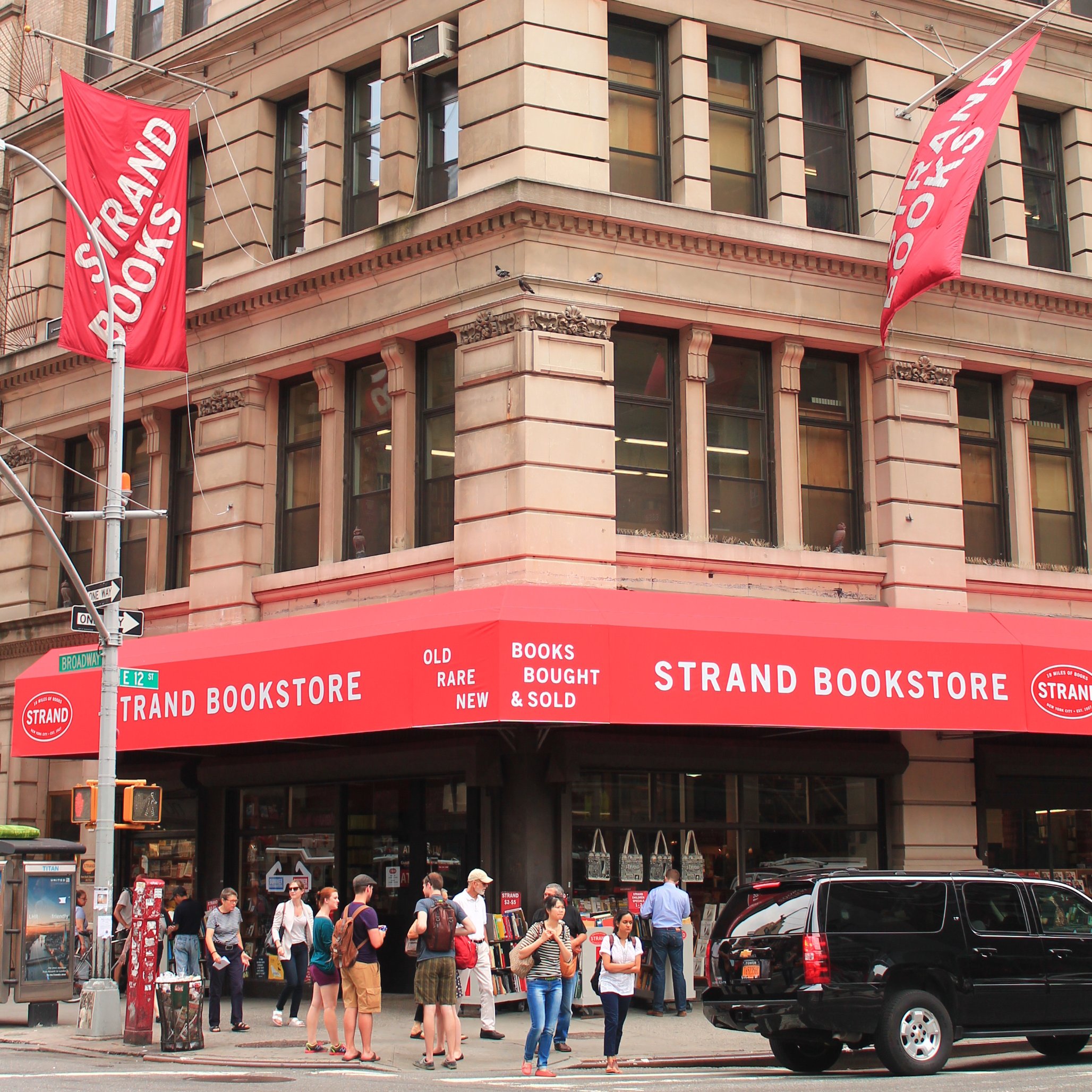 Strand Book Store