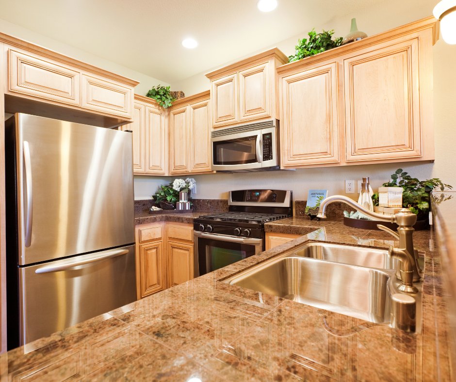 Bella_Stone7's tweet photo. Get your home ready for the holidays with beautiful new countertops, a refinished mantel, or decorative glasswork!
 
#countertops #customcounter #marble #granite #homerenovations #homeimprovements https://t.co/DeSzk2G3ag