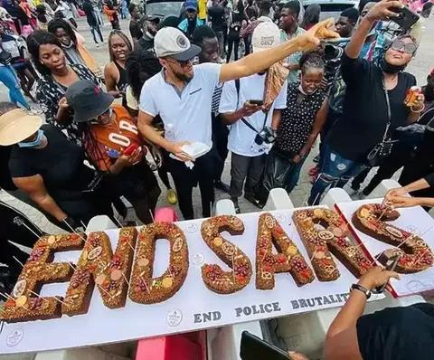 #Endsars protest will restart on Monday 26/10/2020 in various states as follows:

Lagos
Rivers State
Enugu
Abia State
Benin 
Cross Rivers

Please retweet aggressively let's make it known to other members,

#ItIsNotFinished Calabar || Indomie || #PresidentialDebate2020