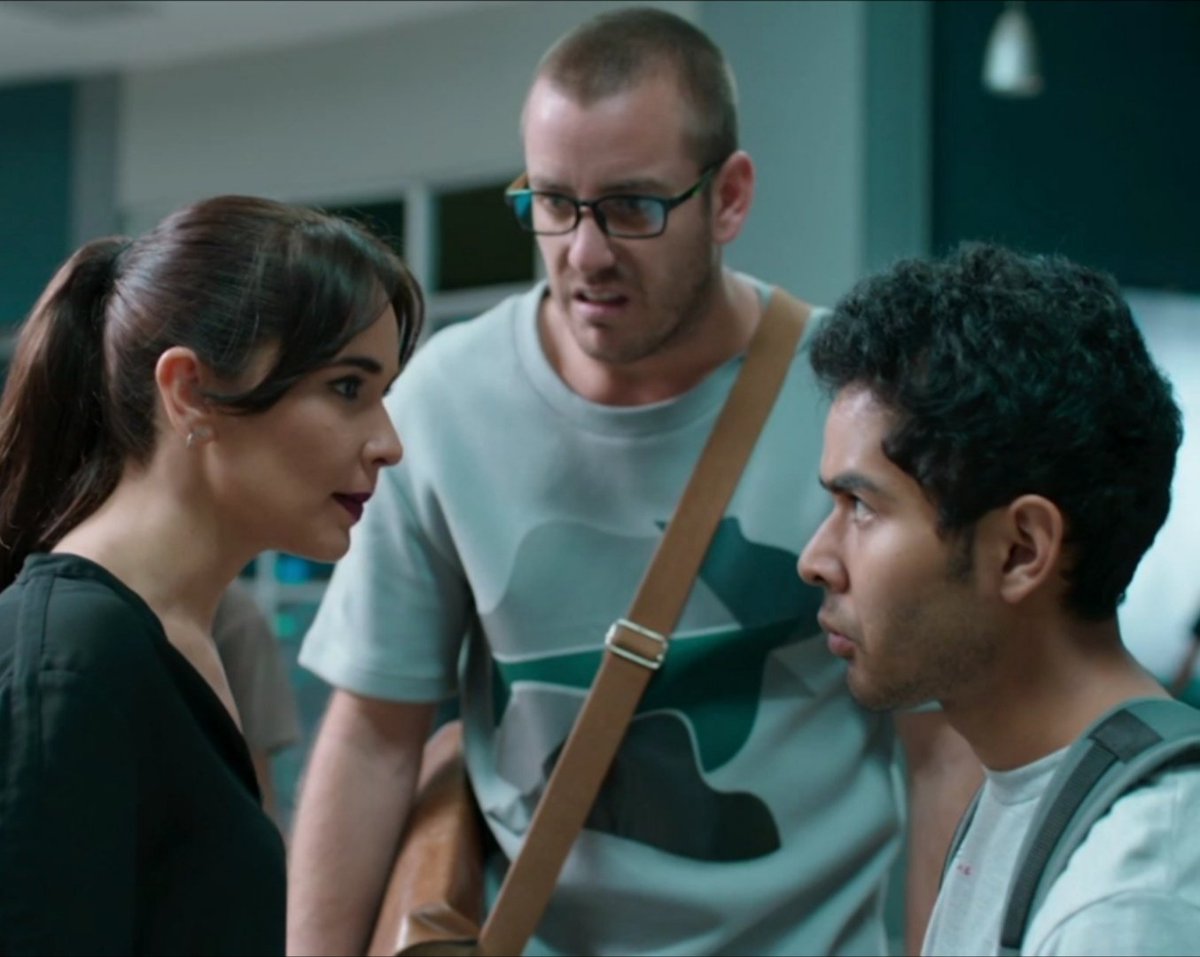 El deseo interno de Memo por ayudar a los demás lo conducirá a colaborar con asociaciones de beneficencia... Aunque no a todos les parezca. 

Disfruta de todos los capítulos de #MINT en exclusiva por @blim