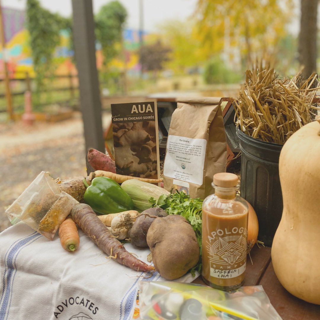Today is the last day to pre-order your AUA tote for our virtual Soirée tomorrow from 4-6. Grab yours now at growninchicago2020.eventbrite.com and join us to celebrate Chicago urban agriculture! #auachicago #chicagoagriculture #chicagogrower #chicagofarmer #supportlocal #urbanagriculture