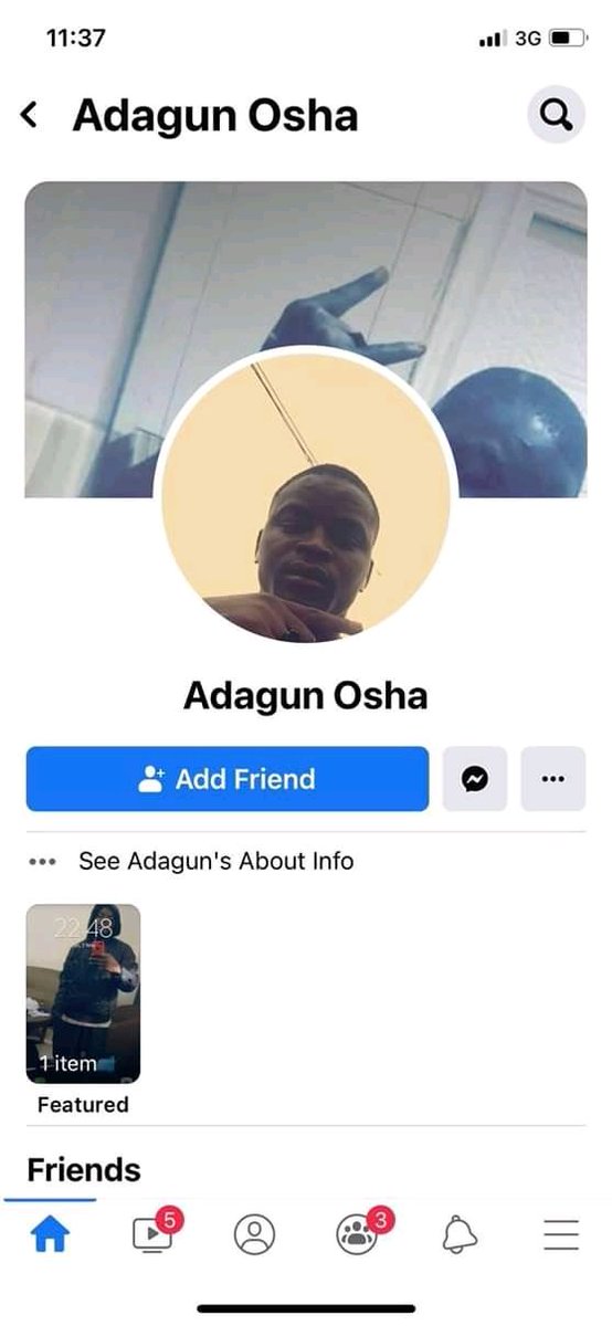 Brownki08909513's tweet photo. This guy was among the first  group of thugs hired by the government to attack #EndSARS peaceful protesters the guy identity was published also give the information to police by the protesters to arrest him till now nothing has been done @StateDept please we need justice https://t.co/gSLbR4uIpv