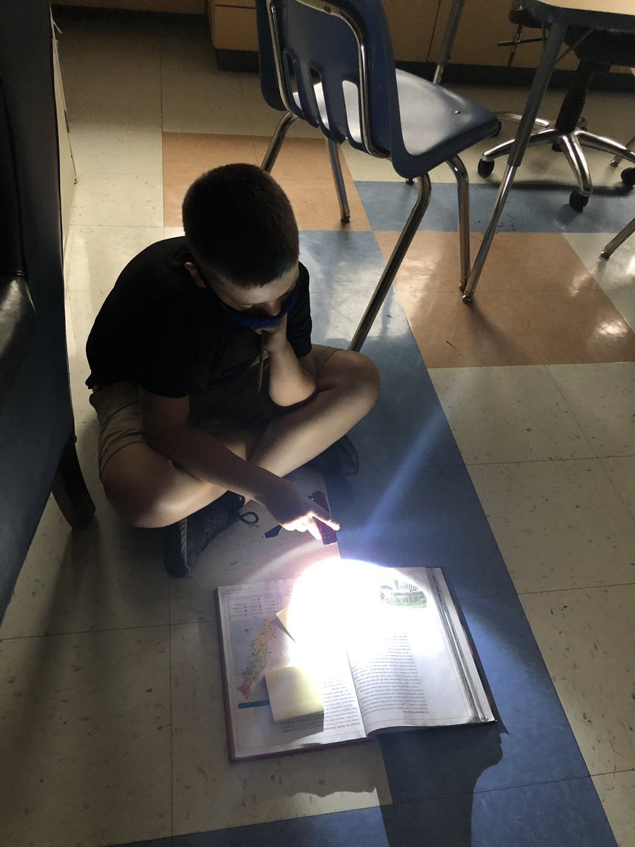 Melissa Scorpio (@scorpio_melissa) on Twitter photo My students earned reading in the dark as a reward. Boy, did this make reading about the constitution more engaging! They were very eager to read and annotate with sticky notes. <a href="/Sunrisevcs/">Sunrise Elementary</a> #sunriseleading My students earned reading in the dark as a reward. Boy, did this make reading about the constitution more engaging! They were very eager to read and annotate with sticky notes. <a href="/Sunrisevcs/">Sunrise Elementary</a> #sunriseleading
