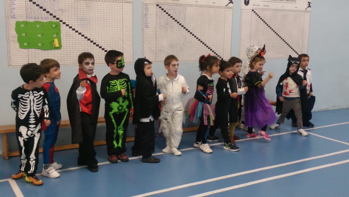 Para celebrar 🎃Halloween 🎃hemos programado el miércoles a las 20h haremos una gymkana terrorífica, el viernes a las 17:30h competición infantil y a las 17:45h. fiesta de sablespuma. El sábado a las 12h. competición de adultos y por último la resolución del concurso de caretas.