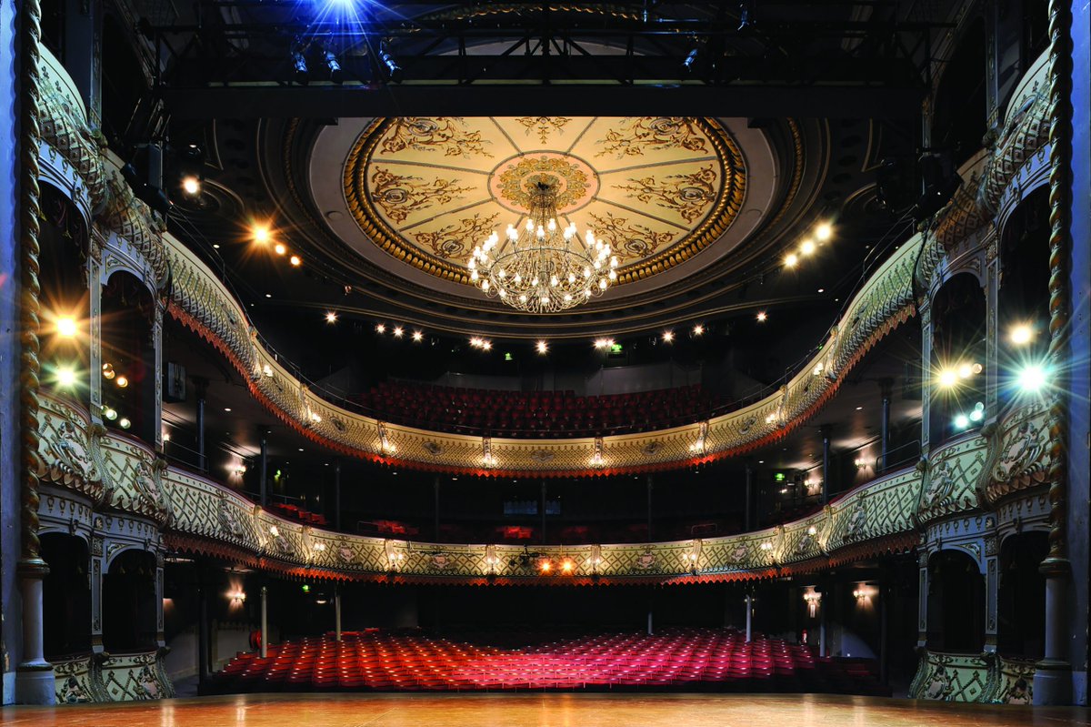 oldvictheatre's tweet photo. This year, as well as finding new ways to bring live theatre to you, we've been building our #EducationHub – a free resource for anyone wanting to learn new skills. It's now bursting with free online workshops and masterclasses – take a look #YourOldVic https://t.co/dSRqNMzA4z https://t.co/YSqxryMZUm