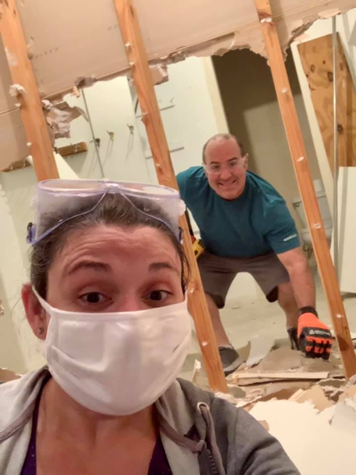 SharpSwiftSold's tweet image. What do you do on Date Night?  Chris and I....Busting down old walls to rebuild STRONGER and FUNCTIONAL space. 
#flippingforyouinvestments #dodatenight #lifegoals #strongandfunctional