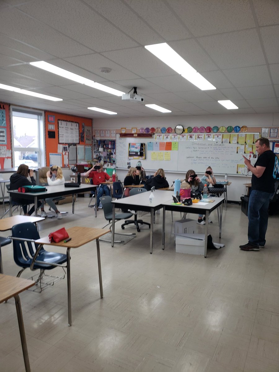 ECS Room 13 tweet media