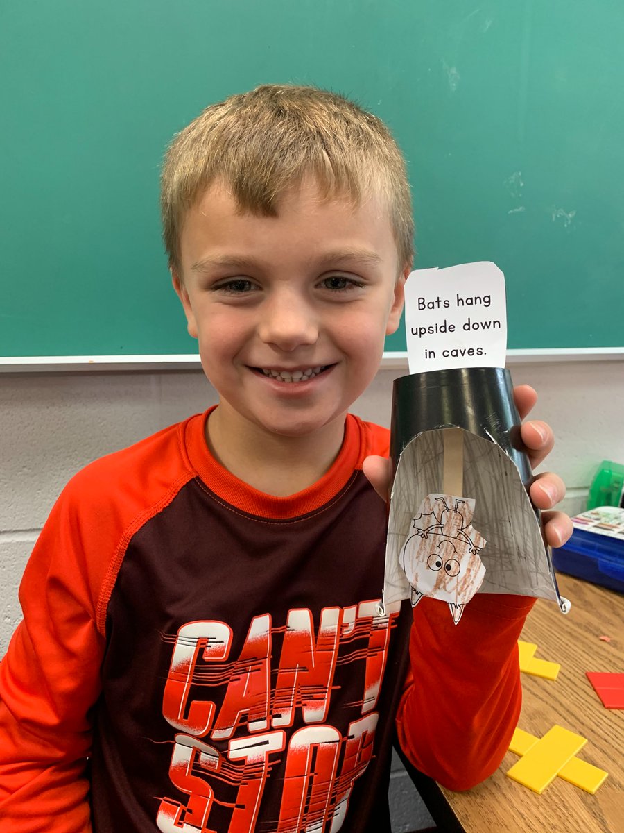 bryan_tigers's tweet photo. Mrs. Johnson's class learned that bats are nocturnal animals who hang upside down in caves! #tigerpride #focusedonlearning https://t.co/GrbmT7nqoi