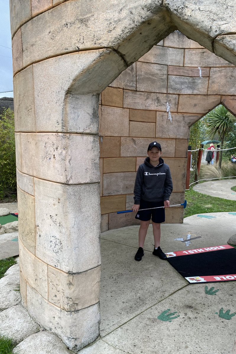 Gary Allen tweet media