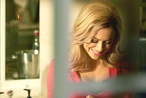 Sara2211___'s tweet photo. Mi sono completamente INNAMORATA! 😍
#orphanblack #3x08 #tatianamaslany #cloneclub #krystalGoderitch 😍💅💗 https://t.co/9qSaaMj7PU