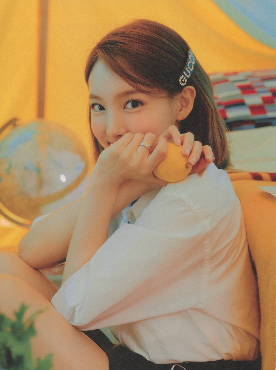 njmsjmdct2's tweet photo. [SCAN] TWICEZINE Vol.2

Nayeon
(page 97, 110, 111)

#나연 #ナ���ン #NAYEON #娜璉 https://t.co/eNvEukm9Jb