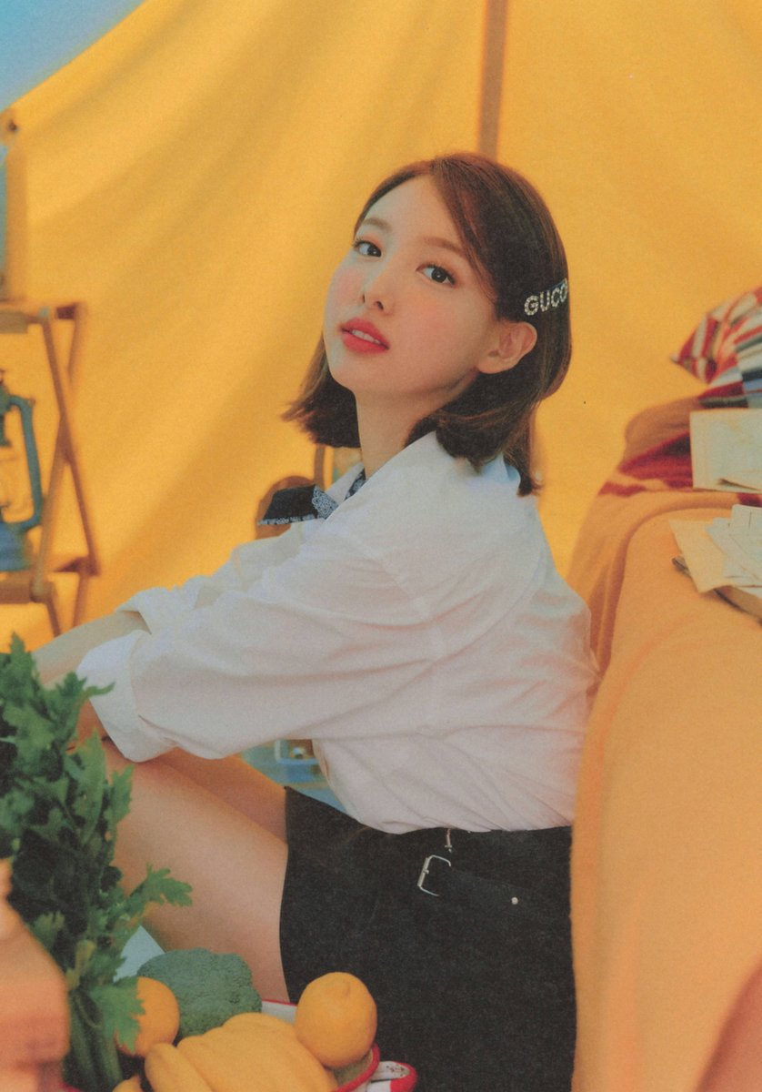 njmsjmdct2's tweet photo. [SCAN] TWICEZINE Vol.2

Nayeon
(page 97, 110, 111)

#나연 #ナ���ン #NAYEON #娜璉 https://t.co/eNvEukm9Jb