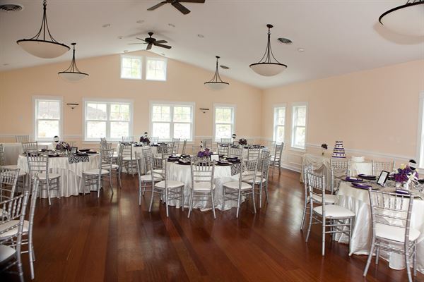 Eventective's tweet photo. Your venue search is over! With the beautiful historic chapel and the elegant reception hall, it's no wonder why so many couples have chosen @MiltonRidge. This charming setting can be yours starting at only $600. See you soon!

https://t.co/7EnUY1HcTy
#eventective #eventplanning https://t.co/tETdeO1hUA
