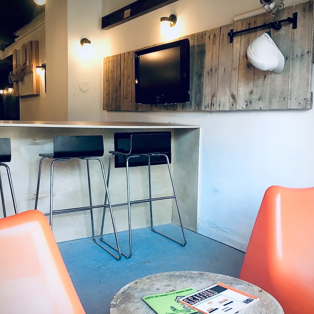 258Architecture's tweet photo. #collaboeration space at the new office of @25_8_architecure
#chinatown #woodpalette #architecture #renovation #coffeeshop #newoffice https://t.co/HWMBNEnWfQ