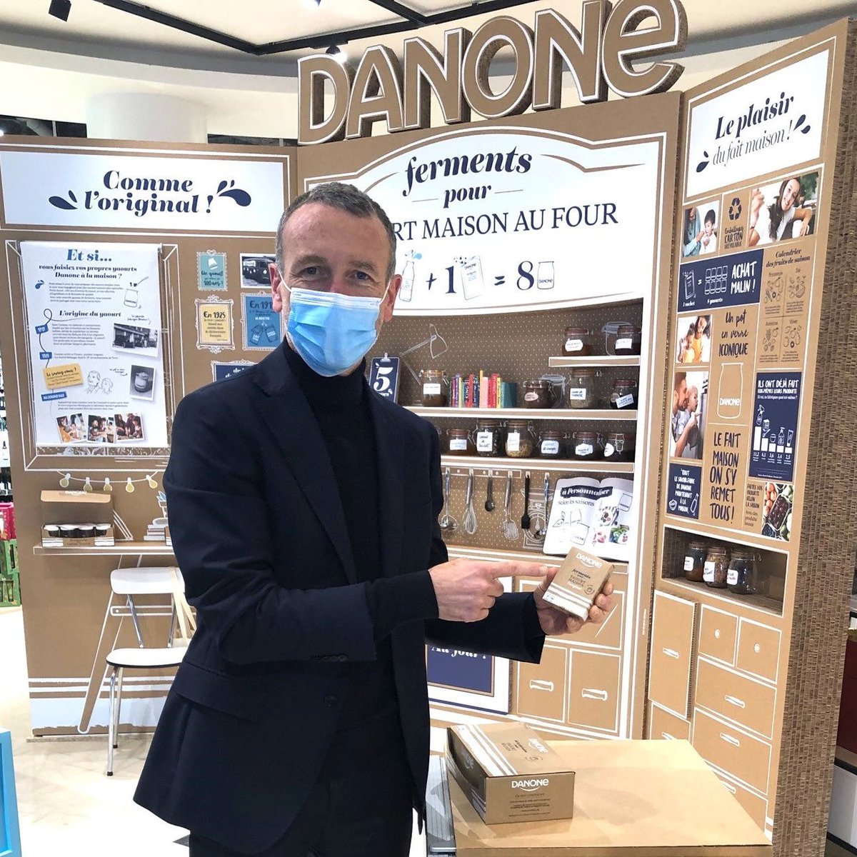 EmmanuelFaber's tweet photo. Vous êtes nombreux à être attachés au "fait maison" et à reprendre en main votre alimentation : pour vous, nous lançons les ferments de @Danone afin que vous puissiez fabriquer vos propres yaourts et yaourts brassés. Nous partageons ainsi 100 ans d'expertise. A vous de jouer 😉 https://t.co/K5wPULGILl