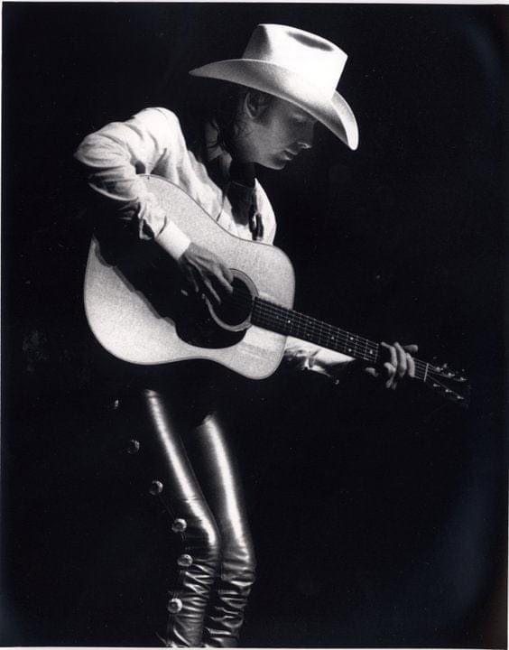 Happy Birthday to Dwight Yoakam, who was born this day in 1956. 