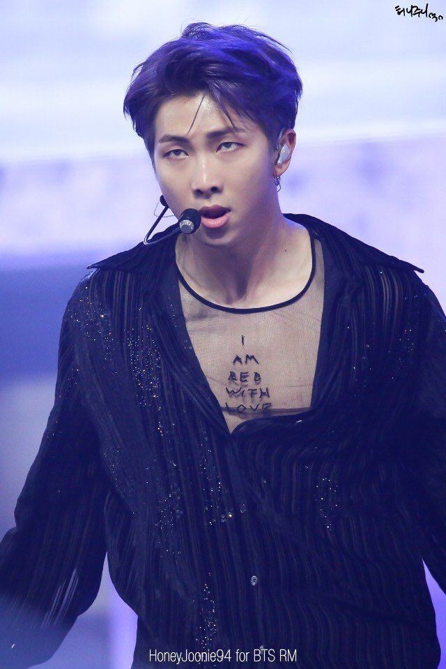 Namjoon and hwasa as each other : an iconic thread