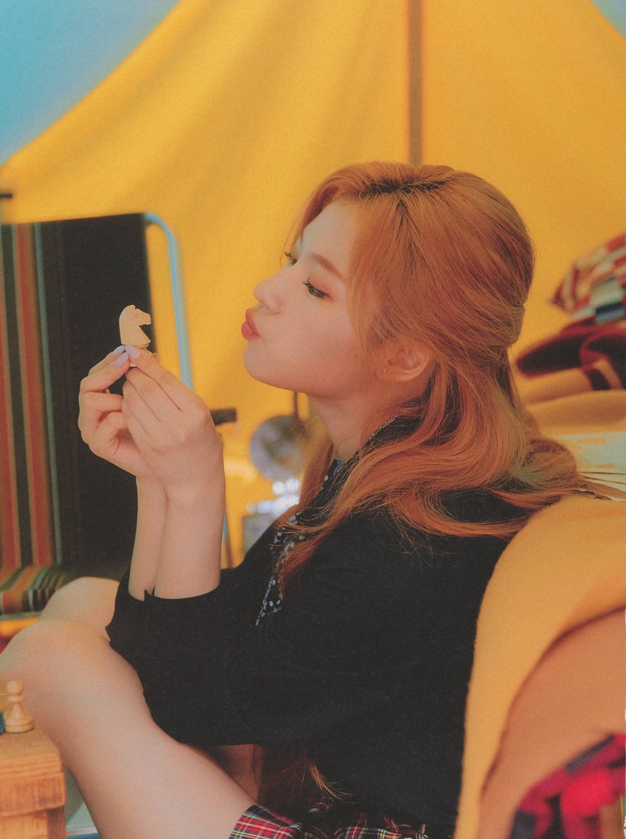 SCAN] TWICEZINE Vol.2 Sana (page 100, 134, 135) #사나 #サナ #SANA