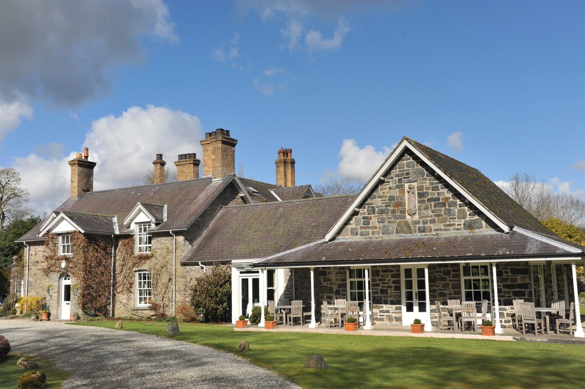 Tyddyn Llan has been in local lockdown for the past 3 weeks. Tonight the whole of Wales joins us. In November Susan and I have been at Tyddyn Llan 18 years, for it to continue we need your support. Here's someting to look forward to mailchi.mp/tyddynllan/tyd… thank you.