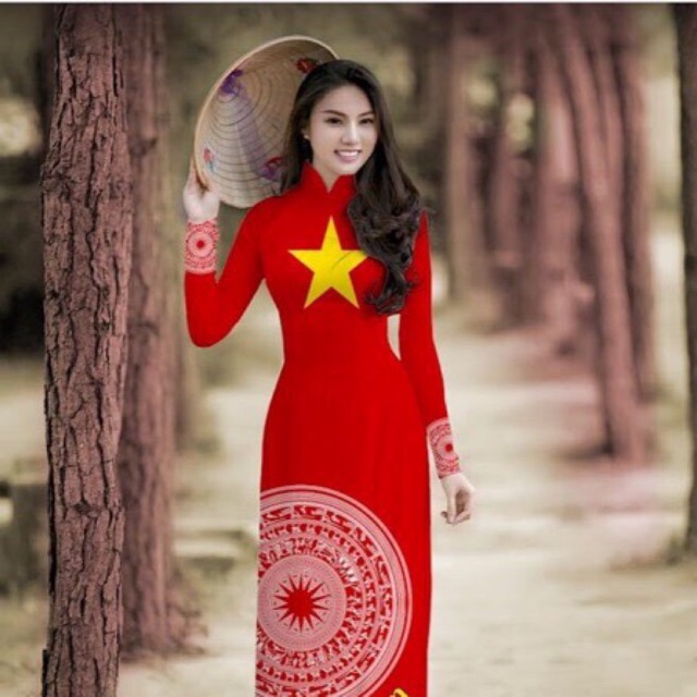 HereMinh's tweet photo. #VietnamTraditionalCostumes
Ao Dai is a traditional Vietnamese dress, we wear Ao Dai during all holidays and is the uniform of Vietnamese students.  China stops lying and stealing.
#aodaibelongstovietnam https://t.co/4QJAHuc7vf