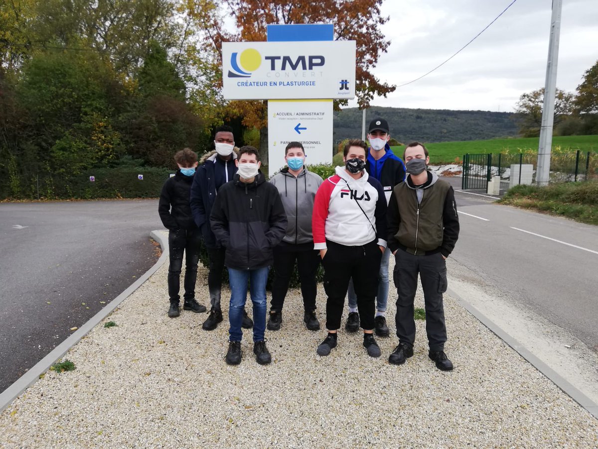 afpma01's tweet photo. [APPRENTISSAGE] le 3ème groupe de prépa apprentissage découvre les métiers de l'industrie dans notre centre de formation mais aussi au coeur des entreprises du territoire. Merci aux entreprises TMP CONVERT  &amp; AKWEL  pour l'accueil et le temps passé à la formation des jeunes. https://t.co/KT4qeTYMNb
