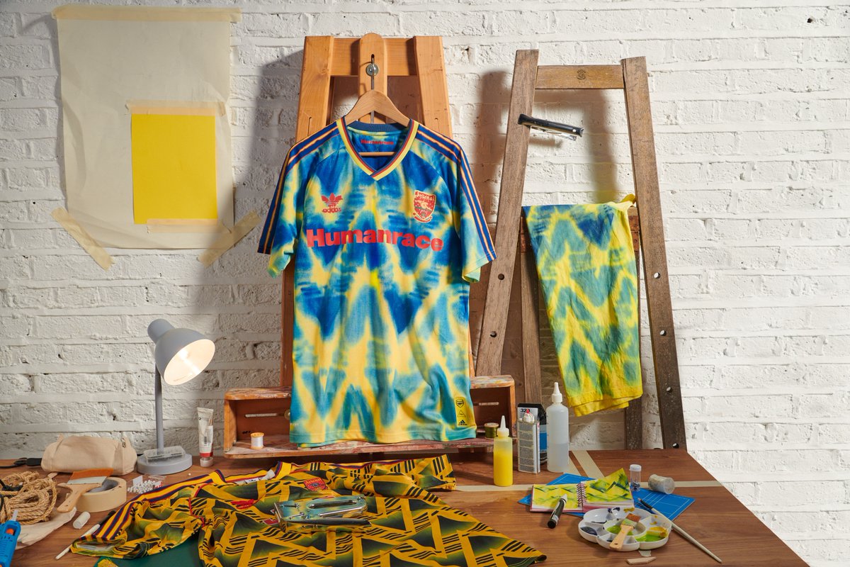 🚨 𝗖𝗢𝗠𝗣𝗘𝗧𝗜𝗧𝗜𝗢𝗡 🚨

We have an Arsenal shirt to giveaway from the <a href="/adidasfootball/">adidas Football</a> x @pharrell #humanracefootball collab.

Simply RT this tweet and follow us for a chance to win.

T&amp;Cs: bit.ly/ESafcadidas

#ESafcadidas