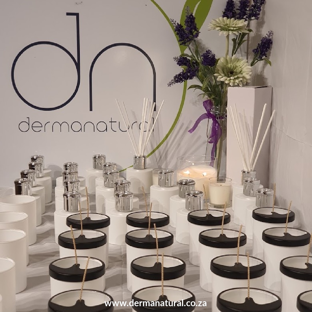 dermanaturals's tweet photo. What a few weeks it has been off pouring candles and reed diffusers it's only the beginning for Xmas still got our wax melts to make.
It really feels like Christmas has begun at DERMANATURAL and before we know Christmas is here.  Hope you all are starting to get ready for Xmas🎄 https://t.co/Y5t1p3PHxe