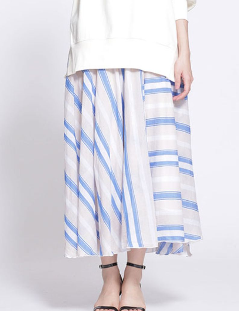 Dorama Fashion 木村佳乃さん衣装情報 恋する母たち 爽やかなストライプパターンのロングスカート ブランドは Nequittezpas 詳細は T Co Logzb9zilh こいはは 衣装